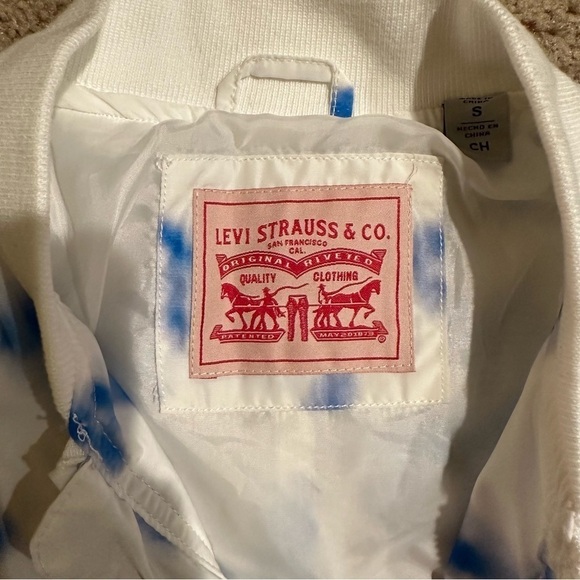 Levi's Bomber Jacket Melanie in Tie Dye Blue & White size Small NWT - Picture 7 of 10